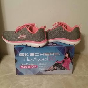 Sketchers Flex Appeal 2.0 Tennis shoes